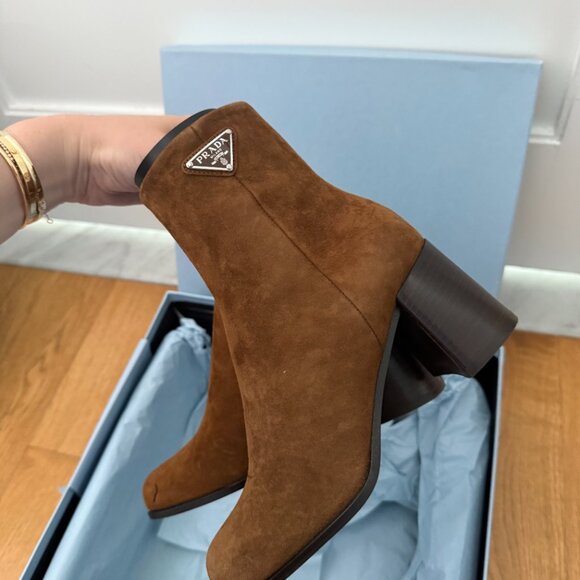 NWTPrada Ankle Boots In Sigaro Brown Suede Leather Block Heels - Picture 8 of 11